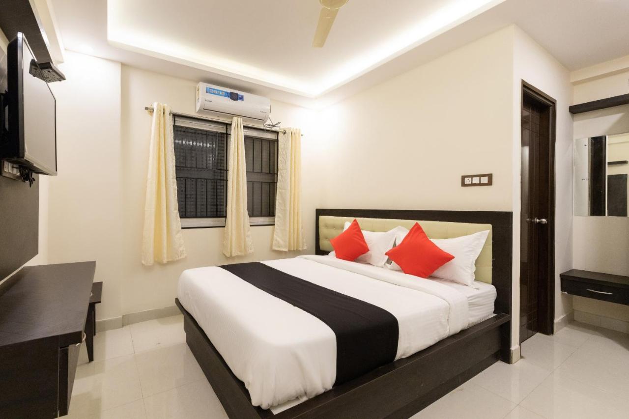 Hotel Super Capital O Regal